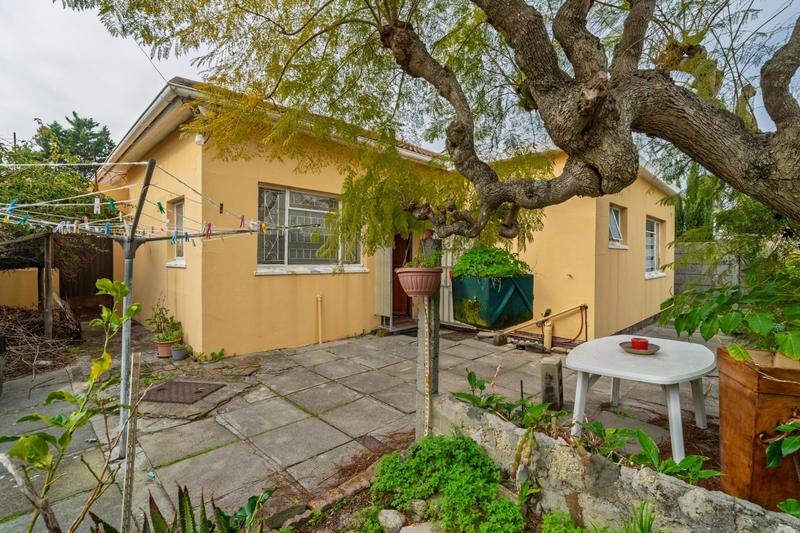 4 Bedroom Property for Sale in Harfield Village Western Cape